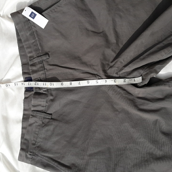 Gap Khaki Factory Sz 36 Grey Lived In Shorts. - Picture 7 of 17